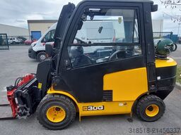 JCB 30G