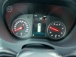 MERCEDES-BENZ SPRINTER 319 CDI STANDARD, IEBETüR