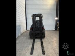 Toyota 02-7 FG 40