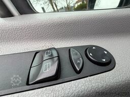MERCEDES-BENZ Sprinter 313 BlueTEC 9Sitze+Rollstuhllift Klima
