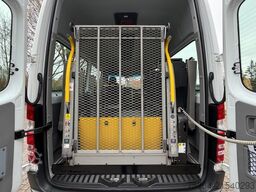 MERCEDES-BENZ Sprinter 313 BlueTEC 9Sitze+Rollstuhllift Klima