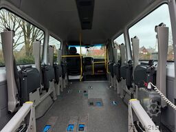 MERCEDES-BENZ Sprinter 313 BlueTEC 9Sitze+Rollstuhllift Klima