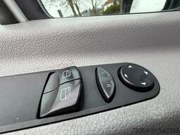 MERCEDES-BENZ Sprinter 313 BlueTEC 9Sitze+Rollstuhllift Klima