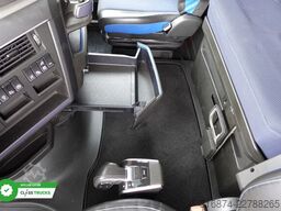 VOLVO FH 460 Globetrotter XL i-Save