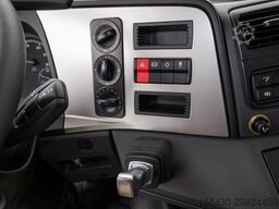 Mercedes-Benz Atego 1224 L Curtainsider Schiebeplane li/re Ladebordwand BigSpace