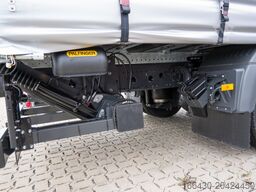 Mercedes-Benz Atego 1224 L Curtainsider Schiebeplane li/re Ladebordwand BigSpace