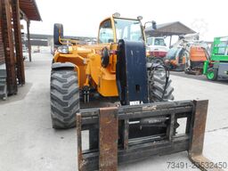Manitou MHT860L ( 8 Meter 6 Tonnen )