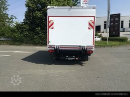 FUSO eCanter 9C18e EWERS Getränkekoffer Schwenkwand