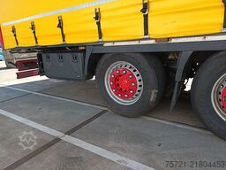 KRONE SD 2X LIFT AXLE EXTEND.
