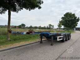 Renders EURO 800 Multichassis / Mercees Axles / Liftaxl...