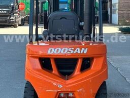 DOOSAN D30 GP / 34kW / Seitenhub /4,71m Hub./ken