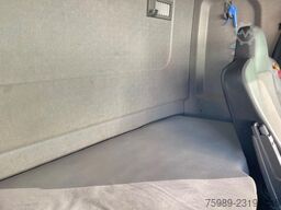 Renault T480  VF611A361JD011986  RETARDER , 2 level PTO...