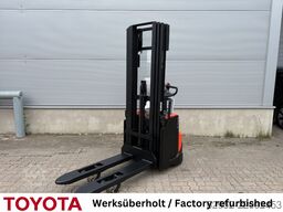 Toyota SWE 120 L /Akku neu!