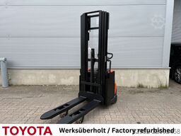 Toyota SWE 120 L / Akku neu!