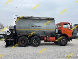 Mercedes-Benz SK 2628K Tankwagen für Bitumen 6x4 33Ton