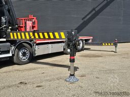 DAF CF 460 8x2/6 / FASSI 82 t/m CRANE / KRAN - 18.3...
