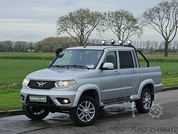  Patriot Pick up 4x4 Petrol Airco!