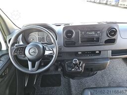 MERCEDES-BENZ SPRINTER 316 Bakwagen Laadklep!