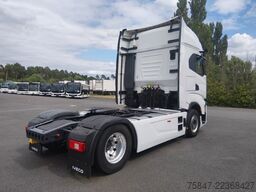 Iveco S-Way AS 440 S 50 T/FP Standklima Navi