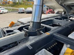 MERCEDES-BENZ BENZ AROCS 3246