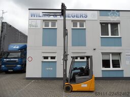 Jungheinrich EFG 216k - neue Batterie - Triplex