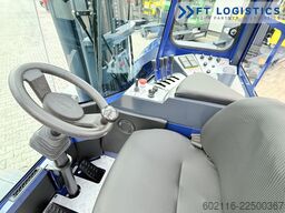 Combilift C4000 GAS TRIPLEX 5550 POSITIONER CABIN