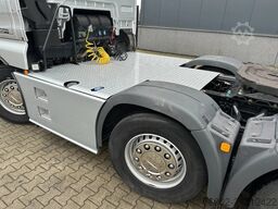 MAN TGX TGX 26.640 6x2 / 291.331km / LIFT+STEER / E...