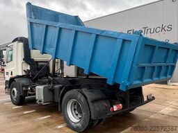 DAF 85 CF 410 (EURO 3 / BOITE MANUELLE / LAMES / 4X2)
