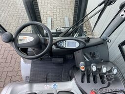 Still RX60-40