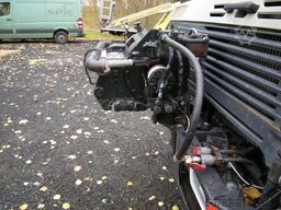 UNIMOG U2100 437/30 Zugmaschine mit Kran P14500D