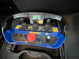 Mercedes-Benz Arocs 3348 AK 6x6 Krankipper mit Fassi F195A2.24