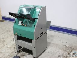 Nagel Foldnak 1