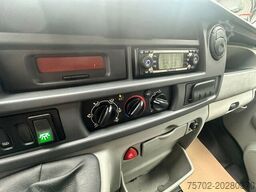 Renault Master 1-2 Pferdetransporter