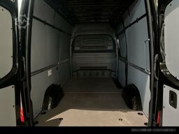 MERCEDES-BENZ eSprinter 320 Kasten PRO AHK/Navi/Rückfahrkamera