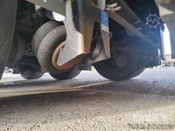 Schmitz Cargobull Curtainsider Mega Getränke