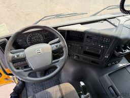 VOLVO FMX500 8x4/4 Steel tipper / Kipper