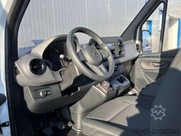 MERCEDES-BENZ Sprinter 211 LANG ANHÄNGERKUPPLUNG KLIMA 3-SITZE