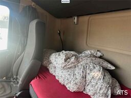 Scania R480 3 axle container truck with/ lift