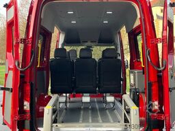 VOLKSWAGEN CRAFTER 2.0 TDI 8 SITZER KLIMA 1.HAND HECKLIFT