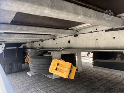 Ackermann Z-KA-F10.5/7,5  1 Achs Kofferanhänger mit Ladebordwand 10,5 t GG