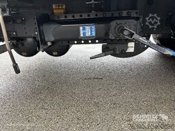 Schmitz Cargobull Semitrailer Curtainsider Mega