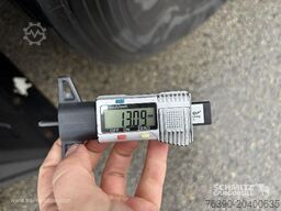 Schmitz Cargobull Semitrailer Curtainsider Mega