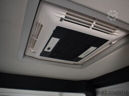 MERCEDES-BENZ James Cook 419 CDI 4x4 9 G-Tronic Slide Out