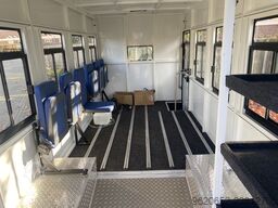 Bringo wheelchair / packages