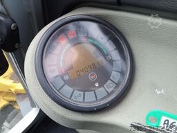 Wacker Neuson 50Z3 with 3 excavator buckets