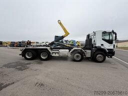 Iveco 340T45 Trakker 8x4 Palfinger / Swiss-Vehicle