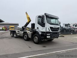 Iveco 340T45 Trakker 8x4 Palfinger / Swiss-Vehicle