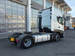 Iveco Stralis AS440S48T/P Intarder Spoiler 2xBett TÜV