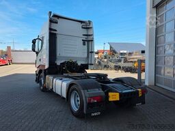 Iveco Stralis AS440S48T/P Intarder Spoiler 2xBett TÜV