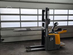 Jungheinrich ERC 214 KP Lithium res HP